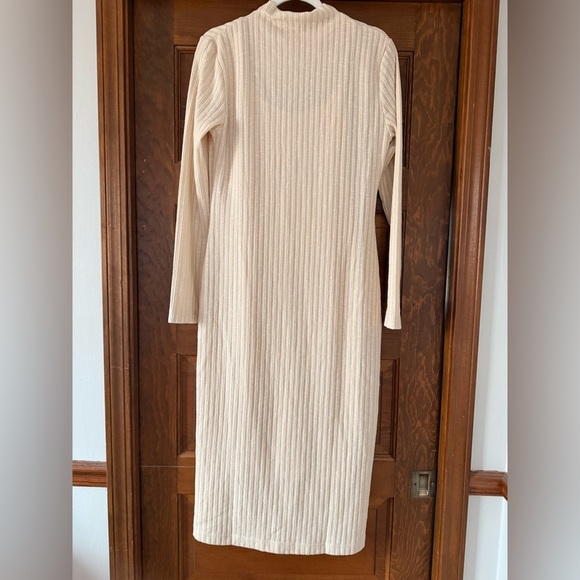 Steve Madden Cream Maya Dress - Picture 5 of 6